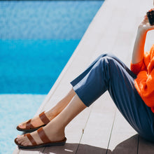 Load image into Gallery viewer, Aerosoft - Violet LS4865 Split Toe Strap Cute Casual Summer Slide Sandals for Women