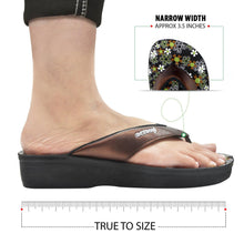 Load image into Gallery viewer, Aerosoft - Anette A0815 Brown thong sandals women4