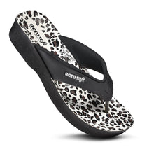 Load image into Gallery viewer, Aerosoft - A0846 Black Women leopard thong sandals
