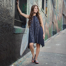 Load image into Gallery viewer, Aerosoft - Glitter A0825 Women Grey thong style sandals1