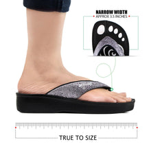 Load image into Gallery viewer, Aerosoft - Glitter A0825 Women Grey thong style sandals4