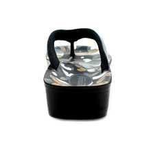 Load image into Gallery viewer, Aerosoft - Butterfly A0877 Women Black cute flip flops3
