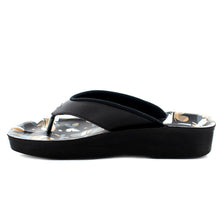 Load image into Gallery viewer, Aerosoft - Butterfly A0877 Women Black cute flip flops4
