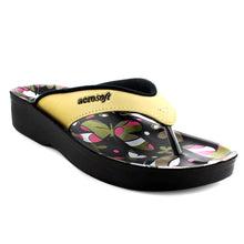 Load image into Gallery viewer, Aerosoft - Butterfly A0877 Women Gold cute flip flops4
