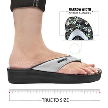 Load image into Gallery viewer, Aerosoft - Anette A0815 Silver thong sandals women4
