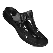 Load image into Gallery viewer, Aerosoft - Meadow S5909 Black Women thong slip on sandals
