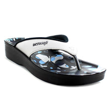 Load image into Gallery viewer, Aerosoft - Butterfly A0877 Women Silver cute flip flops
